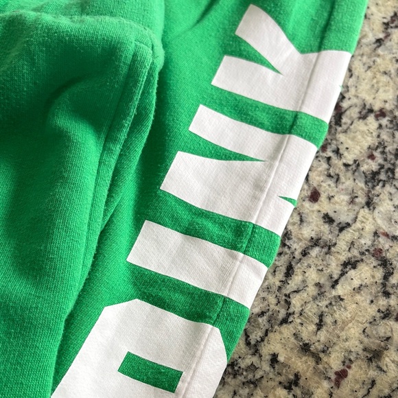 PINK Victoria’s Secret Green Pants - Picture 5 of 9
